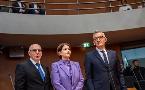 Einmal pro Jahr findet die Befragung der Spitzen der deutschen Nachrichtendienste im Bundestag öffentlich statt. - Foto: Michael Kappeler/dpa
