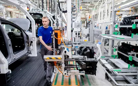 Die Stimmung in der deutschen Autoindustrie ist im September auf einen der tiefsten Werte seit Jahren gesunken. (Archivbild) - Foto: Hauke-Christian Dittrich/dpa