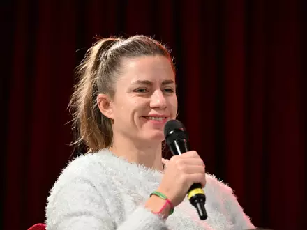 Florentina Holzinger gilt längst als Star in der Theaterwelt. (Archivbild) - Foto: Soeren Stache/dpa