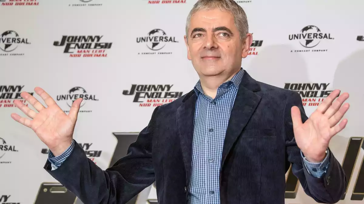 Rowan Atkinson kehrt auf die Theaterbühne zurück. (Archivbild) - Bild: Axel Heimken/dpa