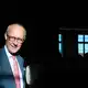 «Man hat richtig die Nostalgie gespürt», sagt ein Schüler im Anschluss des Besuchs des Kanzlers.  - Bild: Bernd Thissen/dpa