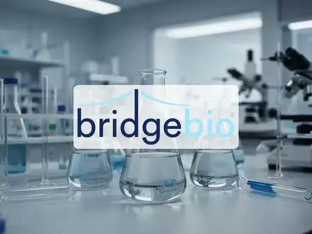 Abstrakte Darstellung eines modernen pharmazeutischen Labors mit Fokus auf wissenschaftliche Analyse und Marktunsicherheit. - Foto: über boerse-global.de