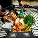 GLP-1-Medikamente helfen beim Abnehmen, indem sie den Appetit zügeln und das Sättigungsgefühl steigern. Wird nun weniger eingekauft? (Symbolbild) - Bild: Fabian Sommer/dpa