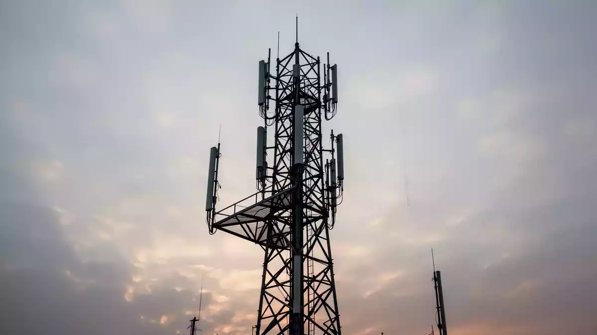 Mobiles Internet langsam? Ursachen erkennen und Verbindungen prüfen