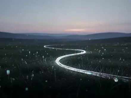 Ruhige, abstrakte Landschaft mit leuchtendem Glasfaserkabel im Gras, das nahtlose digitale Konnektivität symbolisiert. - Foto: über boerse-global.de