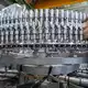 Trotz des Rückgangs bei Großbestellungen bleibt der Ausblick für die Industrie positiv. - Bild: Armin Weigel/dpa