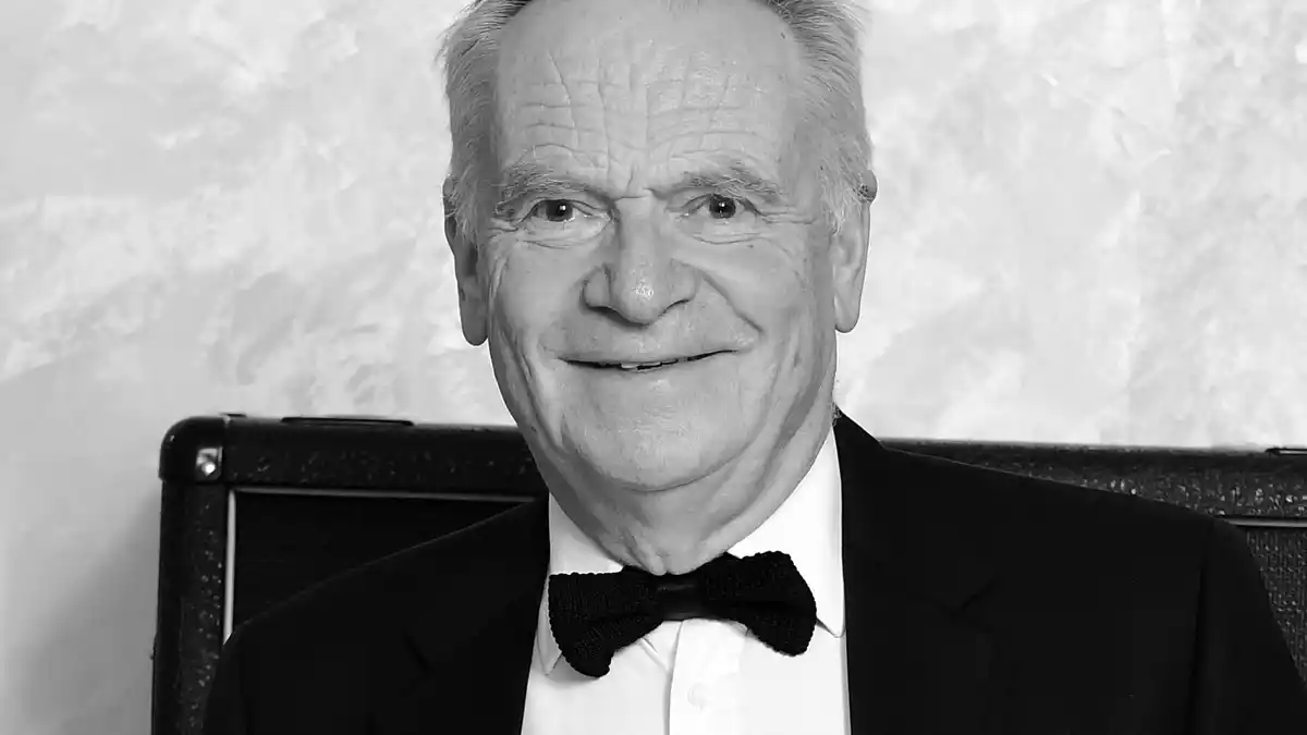 Der britische Bestseller-Autor Jeffrey Archer ist tot. (Archivbild) - Bild: Ian West/PA Wire/dpa