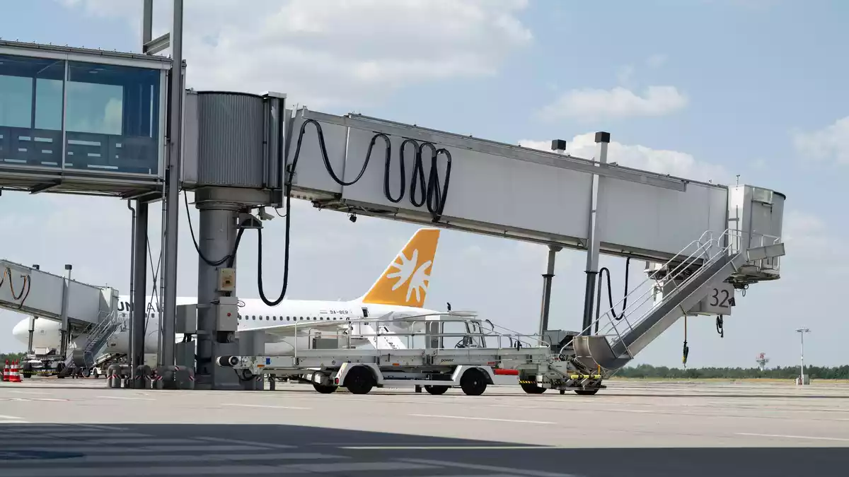 Am Flughafen Dresden wären mehr Flüge möglich. (Archivbild)  - Bild: Sebastian Kahnert/dpa