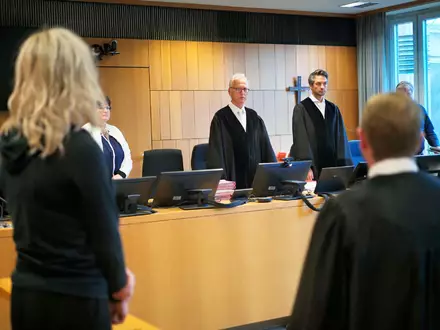 Verteidigung und Staatsanwaltschaft hatten sich mit dem Gericht auf einen Deal geeinigt. - Foto: Uwe Lein/dpa