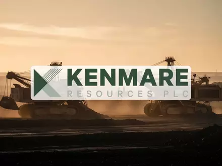 Industrielle Bergbaulandschaft bei Sonnenuntergang als Symbol für strategische Investitionen und Unternehmenskonsolidierung - Foto: über boerse-global.de