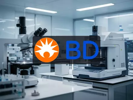 Moderne medizinische Labortechnologie und Präzisionsinstrumente in einem professionellen, hellen Forschungsumfeld. - Foto: über boerse-global.de