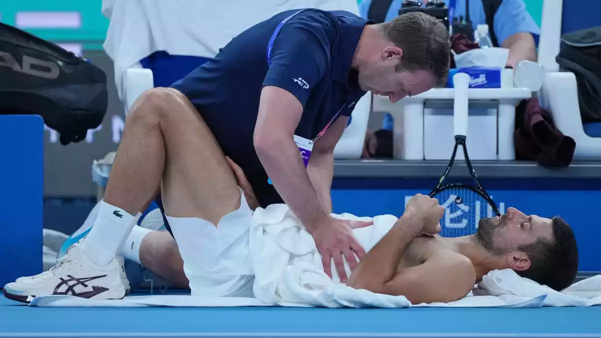 Körperlich hat Djokovic weiter Probleme.  - Bild: Achmad Ibrahim/AP/dpa
