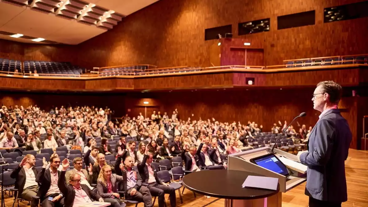 Gelenkchirurgie im Fokus: 1.175 Fachteilnehmende beim AGA-Kongress im Congress Innsbruck - Bild: presseportal.de