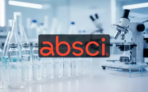 Modernes biopharmazeutisches Labor mit wissenschaftlicher Ausrüstung und klinischem Fokus. - Foto: über boerse-global.de