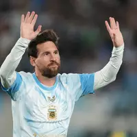Lionel Messi vor seinem Abschiedsspiel für die argentinische Nationalmannschaft gegen Benin. - Foto: Gustavo Garello/AP/dpa