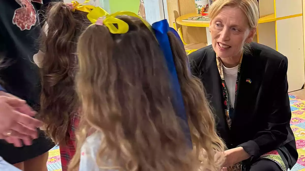 Auch Einrichtungen für Kinder sind für Familienministerin Prien ein gutes Feld für gesellschaftliches Engagement. - Bild: Basil Wegener/dpa