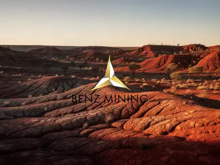 Geologische Formationen in einer abgelegenen australischen Landschaft bei Sonnenuntergang. - Foto: ĂĽber boerse-global.de