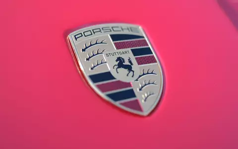 Porsche: Neue Strategie «Sportwagenschmiede '35».  - Foto: Bernd Weißbrod/dpa