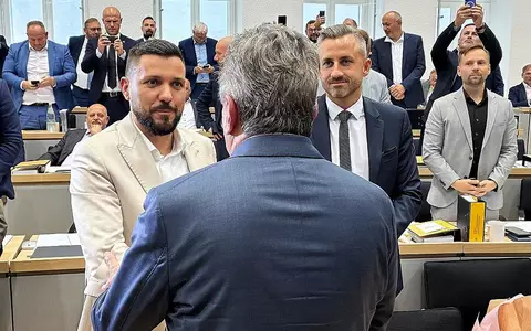 Tobias Rausch bekommt Glückwünsche am 06.10.2026 - Foto: via dts Nachrichtenagentur