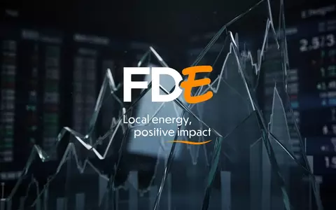 Abstrakte Darstellung eines negativen Markttrends im Energiesektor mit kühler, dramatischer Beleuchtung. - Foto: über boerse-global.de