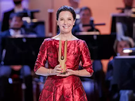 Live im ZDF: Désirée Nosbusch moderiert den OPUS KLASSIK 2026 - Foto: presseportal.de