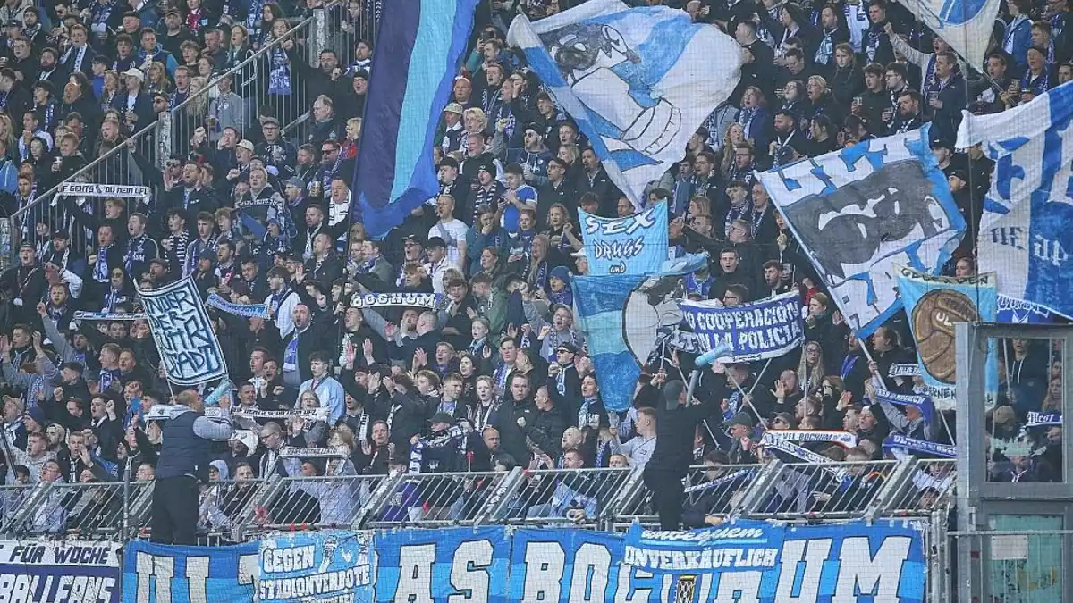 Hüpfverbot für Ostkurve im Bochumer Ruhrstadion