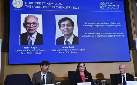 Der Nobelpreis für Chemie geht in diesem Jahr an den Franzosen Henri Kagan und den Japaner Kenso Soai. - Foto: Fredrik Sandberg/TT News Agency/AP/dpa