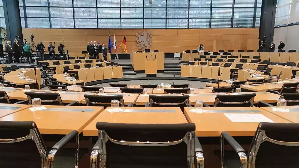 Thüringer Landtag löst sich nicht auf - AfD-Antrag gescheitert