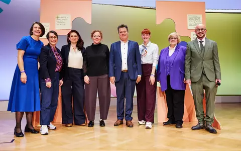 3. Gleichstellungstag: zusammen:weiter - Zukunft braucht Gleichstellung. / Verbündete setzen gemeinsames Zeichen für Gleichstellung und solidarische Bündnisse - Foto: presseportal.de