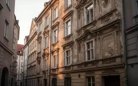 Historische Wohnhausfassade in München bei weichem Tageslicht ohne erkennbare Schriftzüge. - Foto: über boerse-global.de