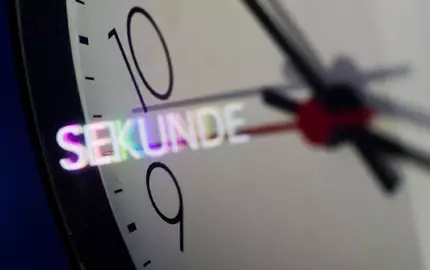Die Schaltsekunde könnte bald Geschichte sein. (Archivbild) - Foto: picture alliance / Julian Stratenschulte/dpa