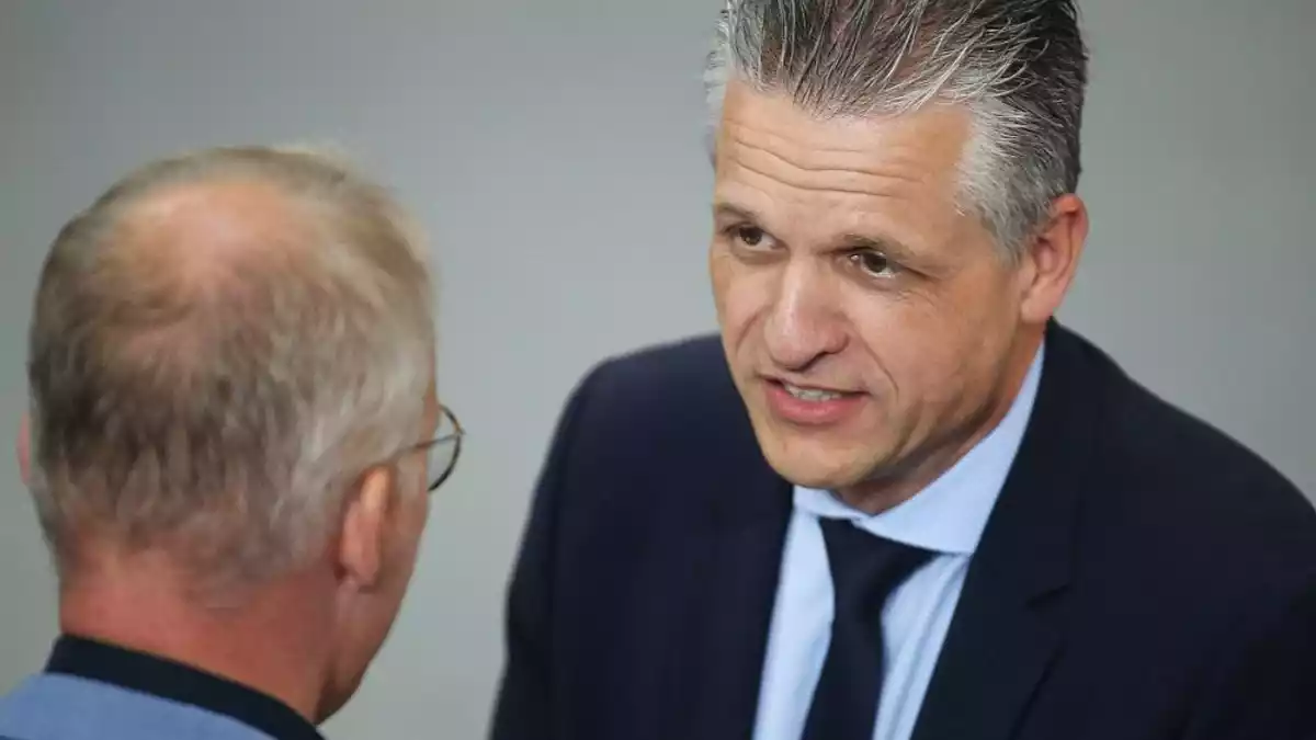 Koalition sieht Demokratie vor historischer Bewährungsprobe