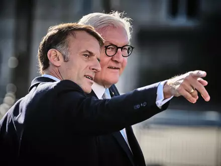 Steinmeier und Macron scheiden beide im kommenden Jahr aus ihren Ämtern. - Foto: Bernd von Jutrczenka/dpa