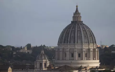 Michelangelo (1475-1564) ist eng mit dem Vatikan verbunden. Papst Julius II. beauftragte ihn 1508 mit der Ausmalung der Decke der Sixtinischen Kapelle. Später übernahm Michelangelo die architektonische Leitung des Petersdoms. (Archivfoto) - Foto: Marijan Murat/dpa