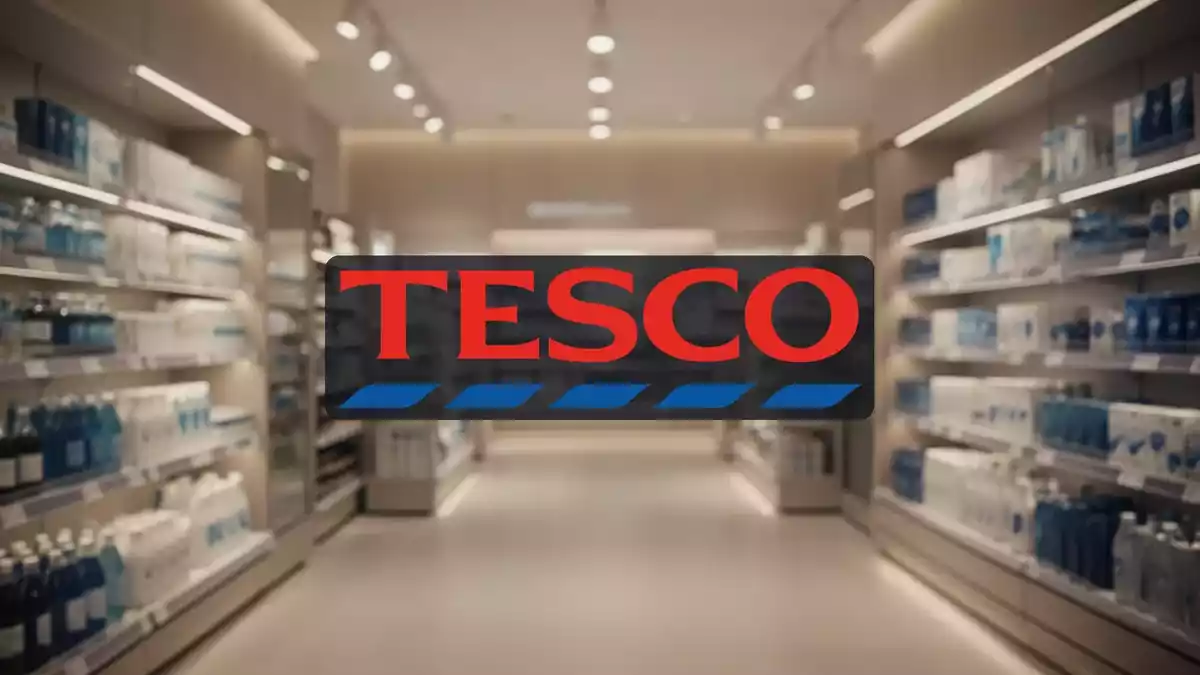 Tesco steigert Halbjahresgewinn und hebt Jahresprognose an