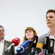 SPD-Chef Steffen Krach (r-l), die Linke-Landesvorsitzende Kerstin Wolter und Grünen-Fraktionschef Werner Graf informierten auf einer Pressekonferenz über Ergebnisse der Vorgespräche zur Regierungsbildung.  - Bild: Annette Riedl/dpa
