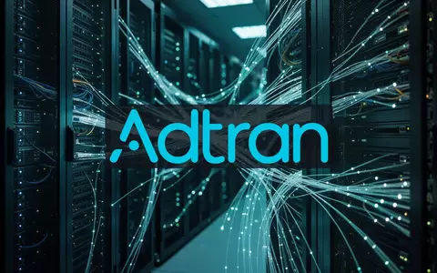 Abstrakte Darstellung moderner Glasfasernetzwerke und Dateninfrastruktur in einem Rechenzentrum. - Foto: über boerse-global.de
