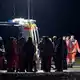 Der Einsatz zog sich bis tief in die Nacht. - Bild: Tizian Gerbing/dpa