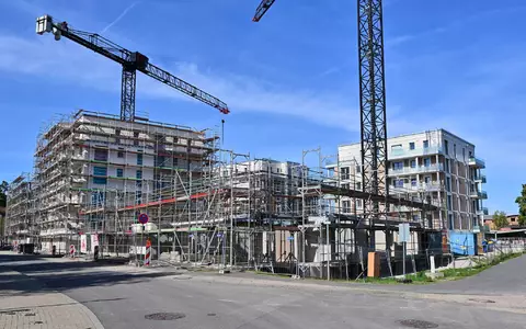Der Bau neuer Wohnungen wird immer teurer. (Archivbild) - Foto: Patrick Pleul/dpa