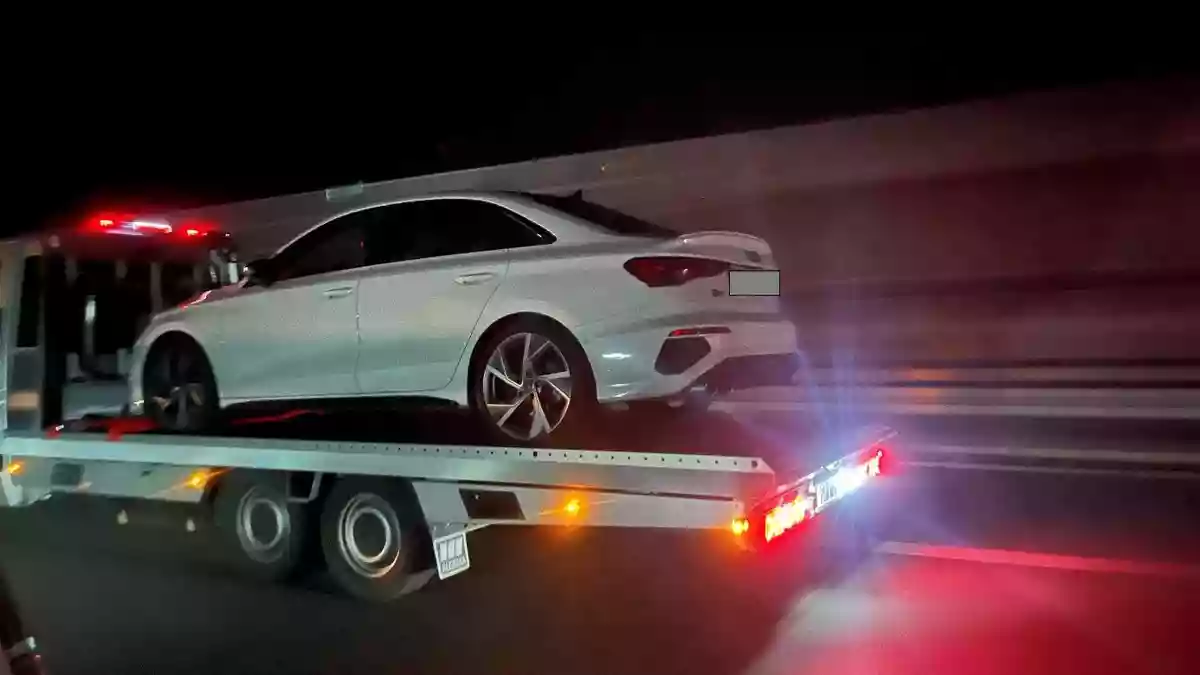 POL-PB: Auto nach Geschwindigkeitsverstoß beschlagnahmt - Bild: presseportal.de