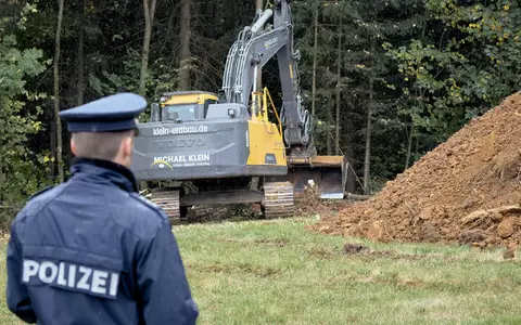 Die Polizei hatte die Sucharbeiten nach einem konkreten Hinweis gestartet. - Foto: Tizian Gerbing/dpa