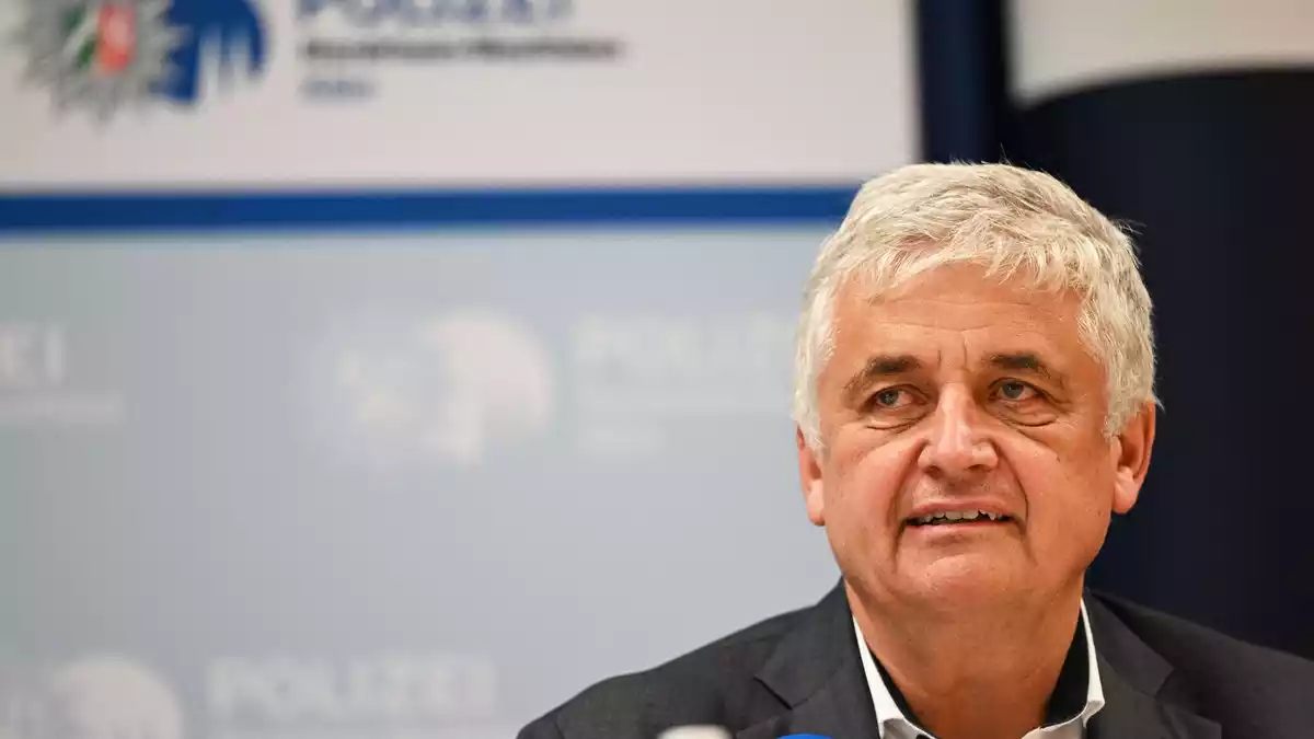 Michael Esser, Leiter der Kriminalpolizei Köln, will mit seinen Leuten weiter ermitteln. - Bild: Federico Gambarini/dpa