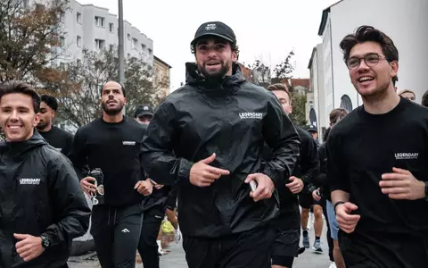 Gemeinsam durch Berlin: BRAUN und Arda Saatçi bringen beim ersten Braun Legendary Community Run rund 50 ausgewählte Teilnehmer auf die Strecke - Foto: presseportal.de