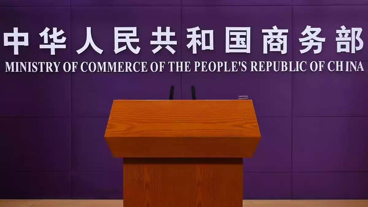 China veröffentlichte eine gemeinsame Erklärung nach Gesprächen mit der EU. (Archivbild) - Bild: Johannes Neudecker/dpa