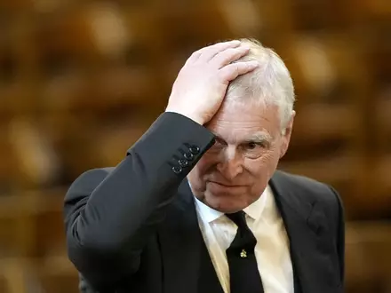 Ex-Prinz Andrew erhält nun doch eine Entschädigung für den Auszug aus der Royal Lodge. (Archivbild) - Foto: Aaron Chown/PA Wire/dpa