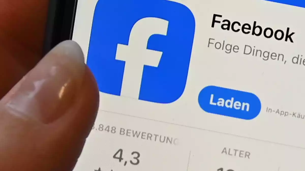 Der Facebook-Mutterkonzern Meta ist mit potenziell teuren Klagen konfrontiert. (Symbolbild) - Bild: Anna Ross/dpa