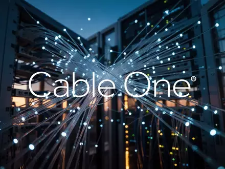 Abstrakte Darstellung von Glasfaserinfrastruktur und Vernetzung in einer modernen technologischen Umgebung. - Foto: ĂĽber boerse-global.de