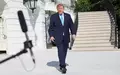 Trump verkündet den Namen seiner neuen Pressesprecherin. (Archivbild) - Foto: Tom Brenner/AP/dpa