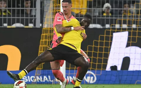 Lieferten sich eine umkämpfte Partie: Borussia Dortmund und der SV Werder Bremen.  - Foto: Bernd Thissen/dpa