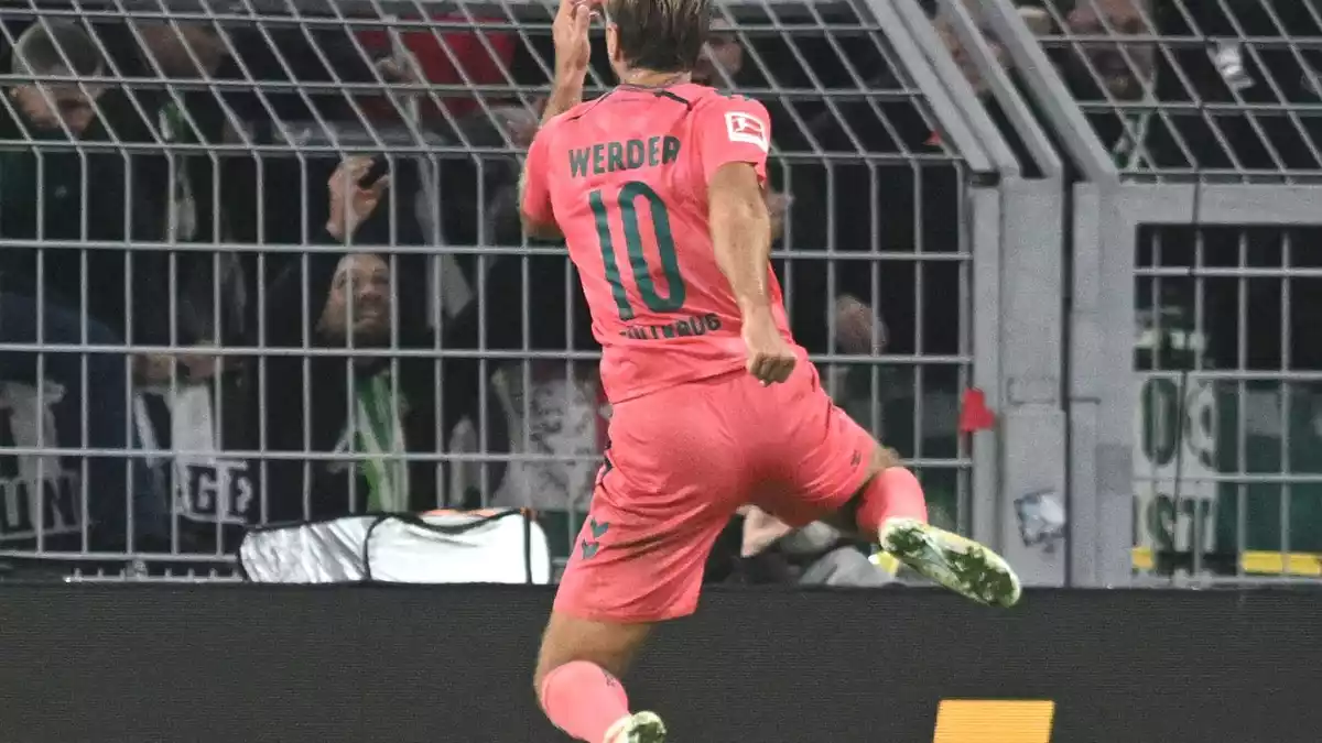 Füllkrug trifft zum 2:2 bei seinem Ex-Club. - Bild: Bernd Thissen/dpa